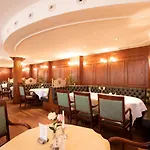 מלון Kurhaus Am Inselsee 4*
