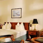 Kurhaus Am Inselsee 4* Güstrow