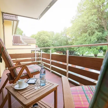 Kurhaus Am Inselsee מלון