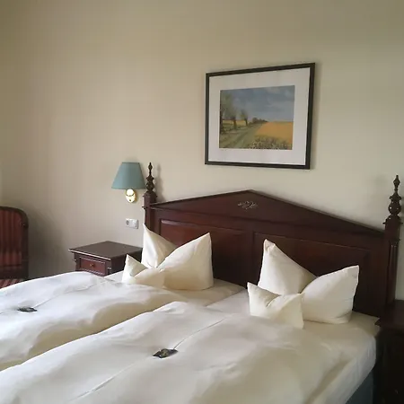 Kurhaus Am Inselsee מלון