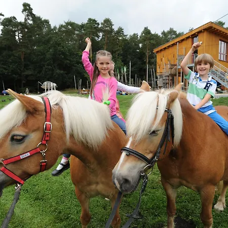 מלון Kurhaus Am Inselsee