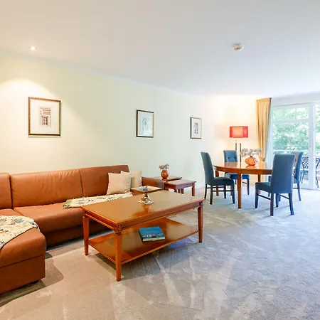 Kurhaus Am Inselsee מלון Güstrow