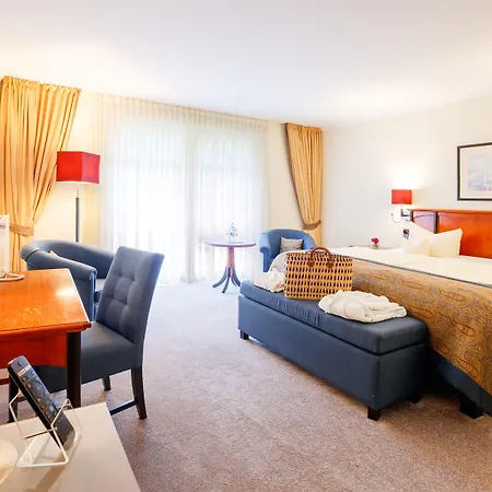 فندق Kurhaus Am Inselsee Güstrow